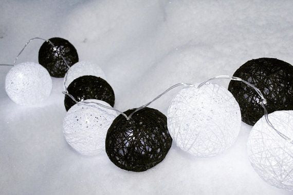 1 Set of 20 LED Black White 5cm Cotton Ball Battery Powered String Lights Xmas Gift Home Wedding Party Bedroom Decoration Outdoor Indoor Table Centrepiece ShopFrenzy