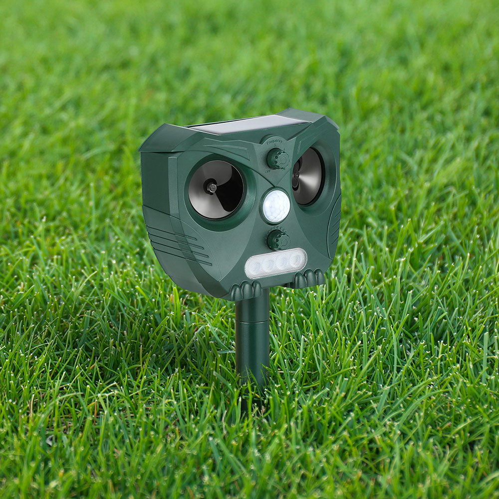 Gardeon Snake Repeller Ultrasonic Battery USB Powered - ShopFrenzy