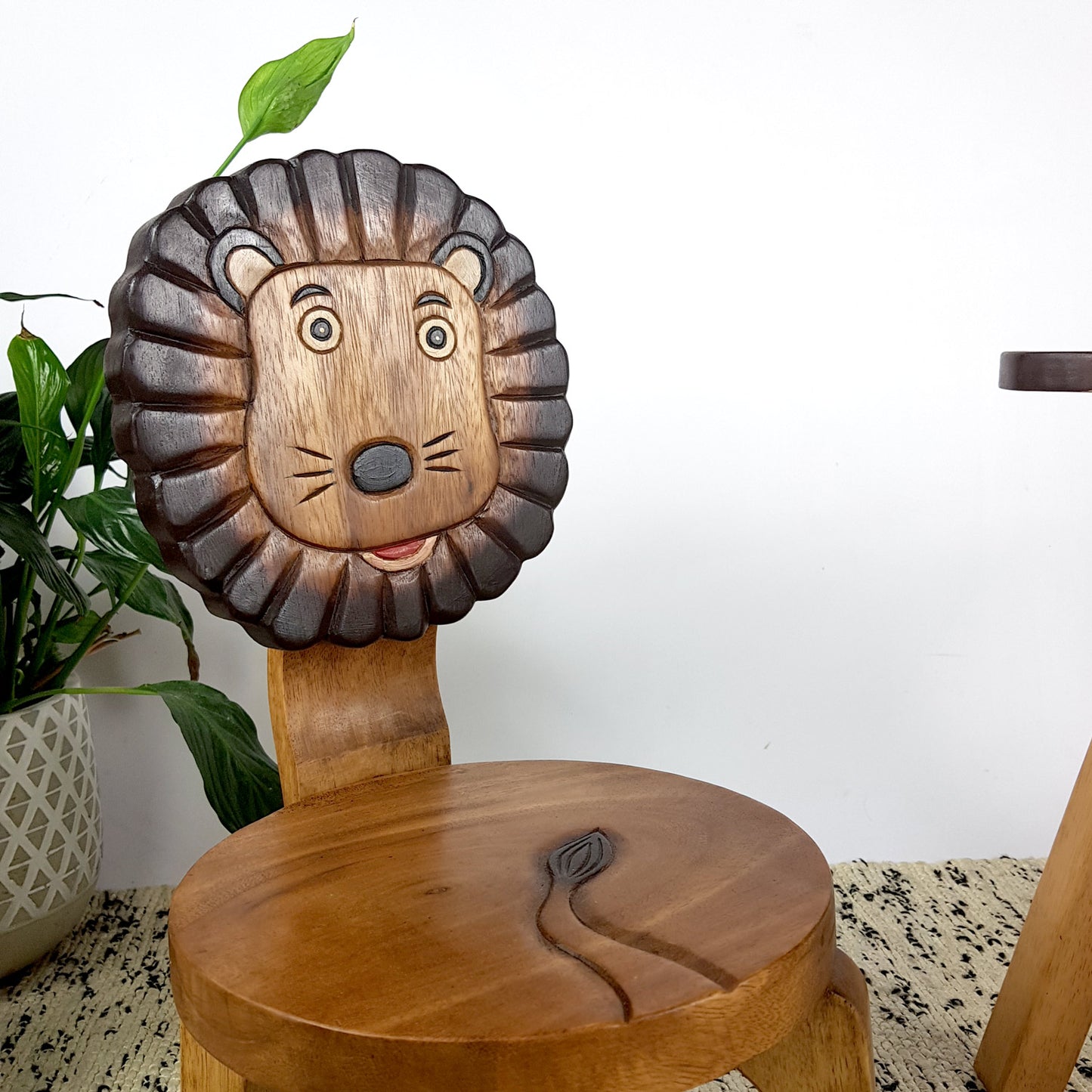 Kids Wooden Chair Lion - ShopFrenzy
