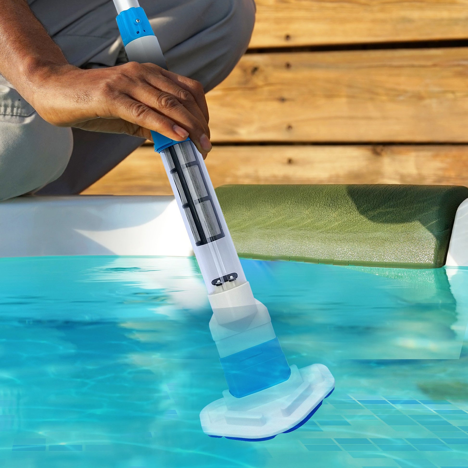 Aquajack 127 Portable Rechargeable Spa and Pool Vacuum Cleaner - ShopFrenzy