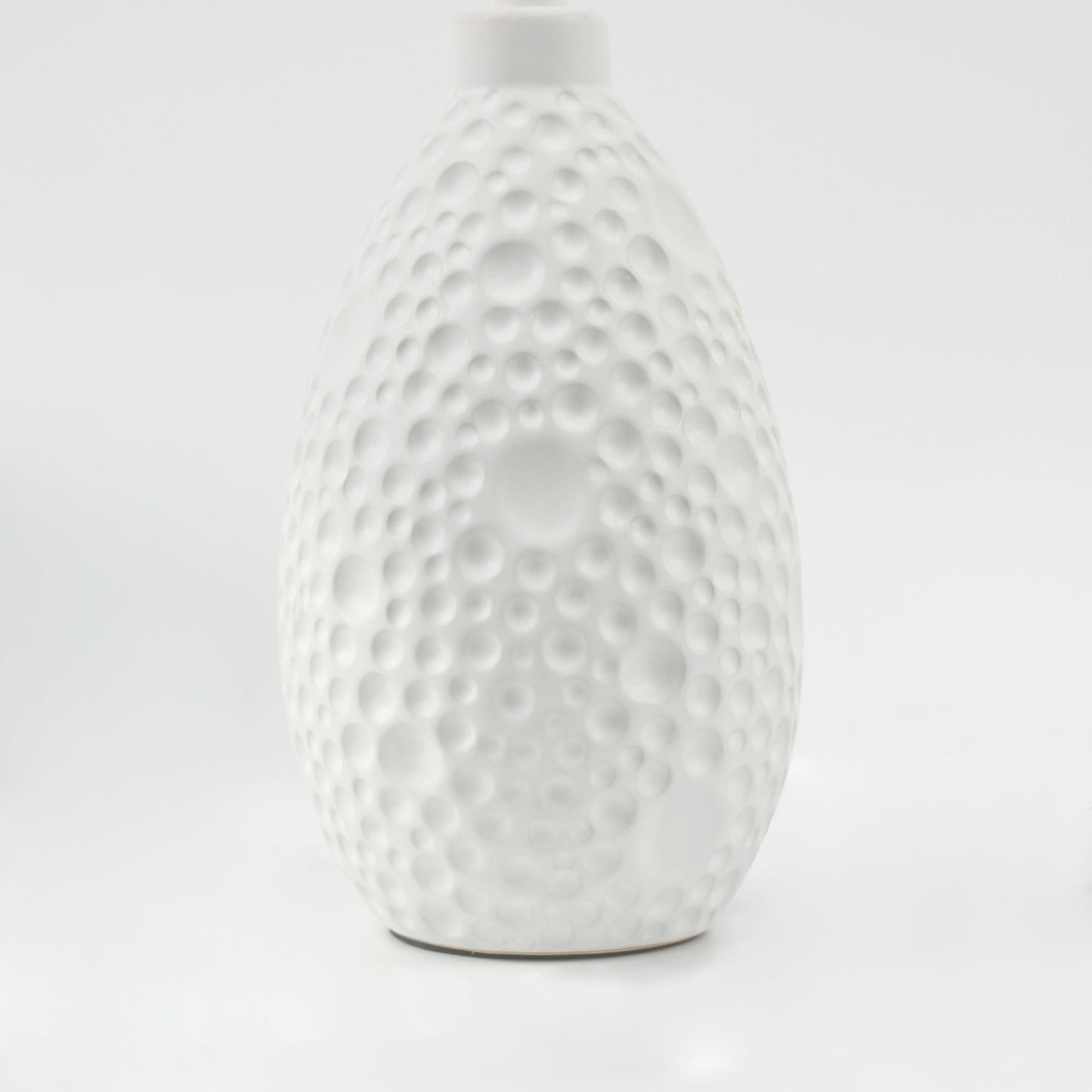 Hass Ceramic Table Lamp - ShopFrenzy